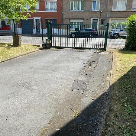 Ferienwohnung Au Petit Bonheur Imprevu Douai Exterior foto